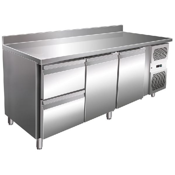 VIP Kühltisch mit 1x 2 Schubladen und 2 Türen und AK -2 bis +8°C 1795x700x960 mm
