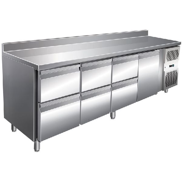 VIP Kühltisch mit 3x 2 Schubladen und 1 Tür und AK -2 bis +8°C 2230x700x960 mm